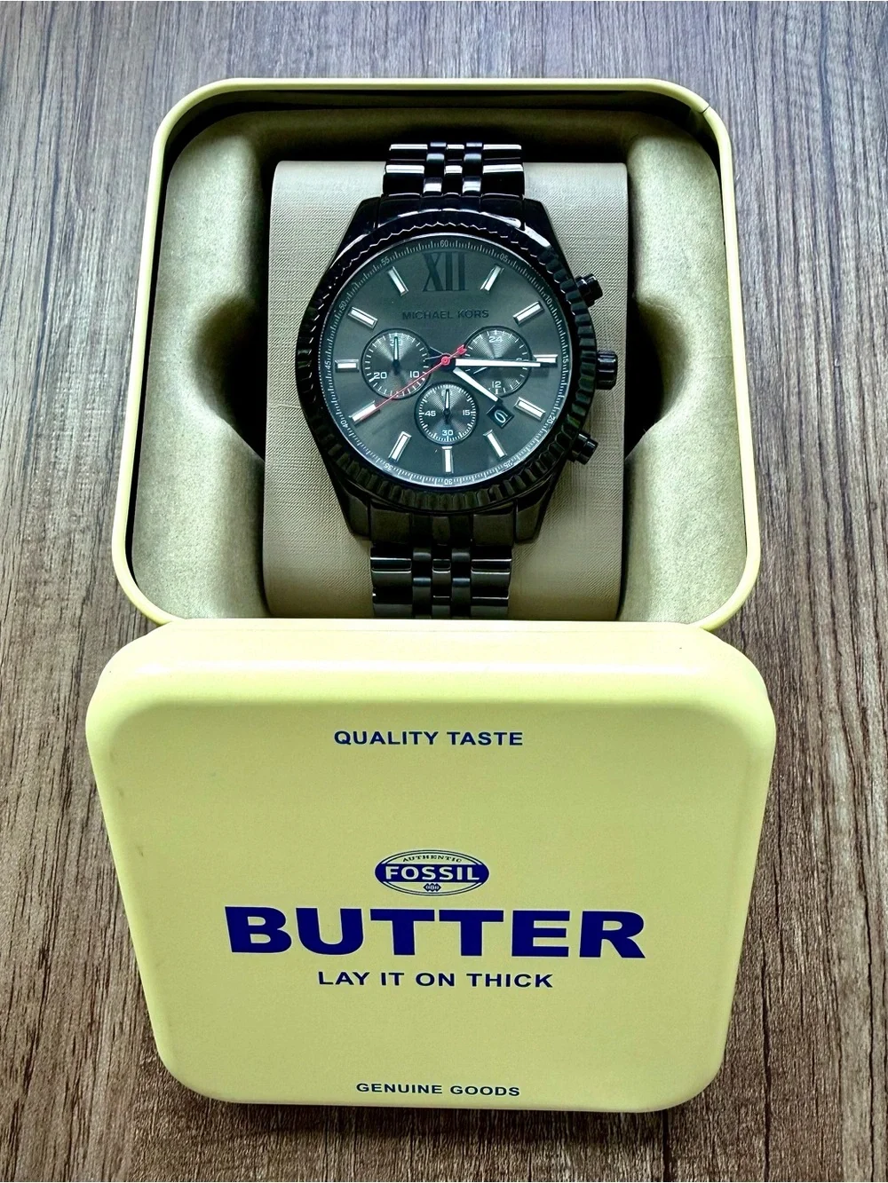 Michael Kors Lexington MK8320 Black Chronograph Watch New Battery
